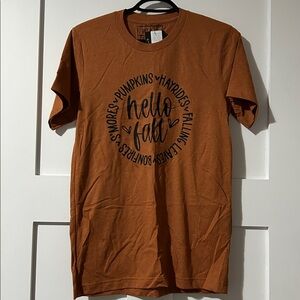 Hello Fall Graphic Tee in Pumpkin